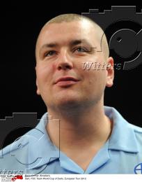 03.02.2012, Hamburg, Boris Krcmar (Kroatien) Dart, PDC Team World Cu.
