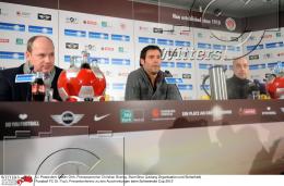      09.01.2012 | Fussball FC St. Pauli Training und Pressekonferenz