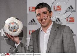                         11.05.2013| Fussball Bundesliga Praesentation Ligaball adidas Torfabrik